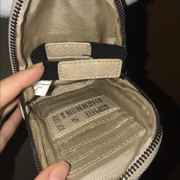 Sophie and Shannon Crossbody! - Picture 4 of 4